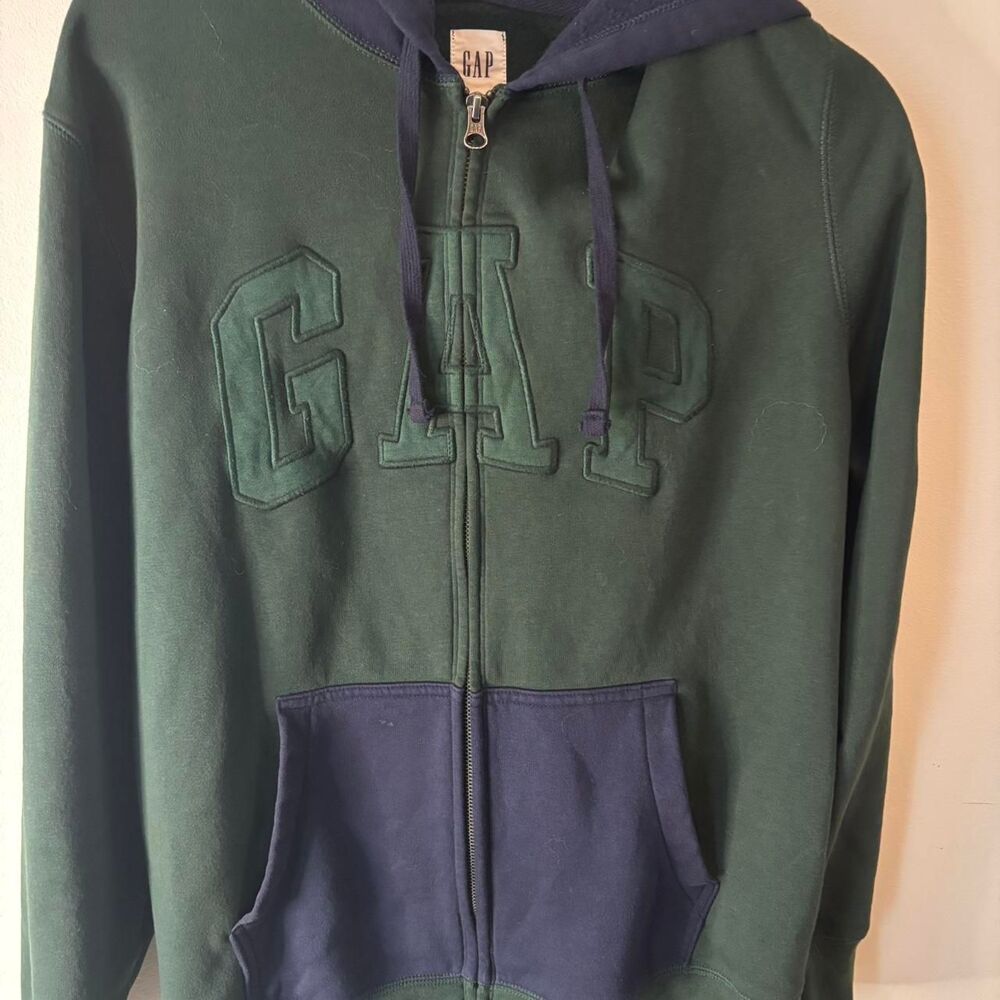 Gap Men's Green Hoodie